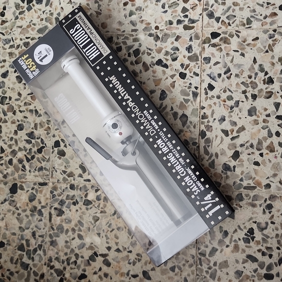 Hot Tools DiamondPlatinum 1 1/4 Curling Iron - Picture 7 of 10